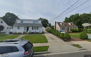 2351 Amherst St, East Meadow, NY 11554