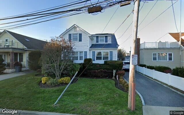 2353 Fish Ave, North Bellmore, NY 11710
