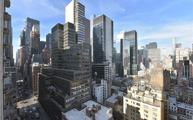 236 E 47th St #19E, New York, NY 10017 (Condo)
