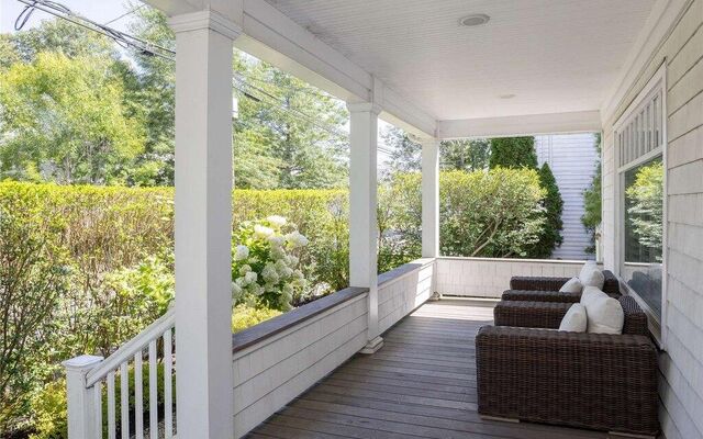 237 5th Ave, Greenport, NY 11944 (Kitchen)