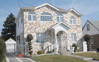 238-15 117th Rd, Elmont, NY 11003
