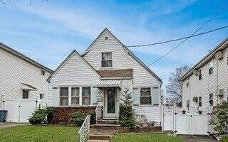 238-55 148th Dr, Rosedale, NY 11422