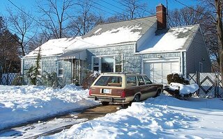 239 Grand Ave, Freeport, NY 11520
