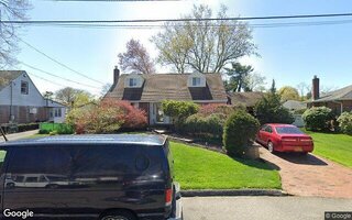 24 Grover Ln, East Northport, NY 11731