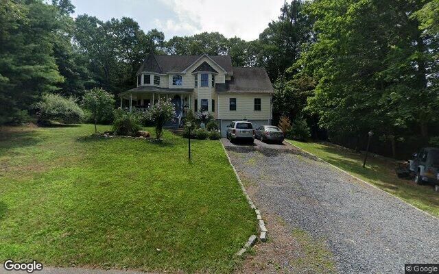 24 Lake Ter, Middle Island, NY 11953