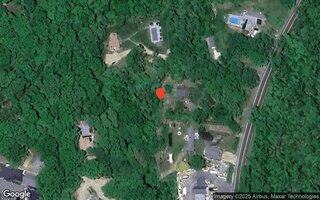 24 S Cartwright Rd, Shelter Island, NY 11964