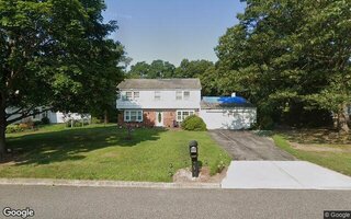 24 Westbrook Rd, Coram, NY 11727