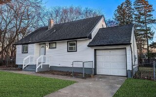 240 Ackerman St, Central Islip, NY 11722