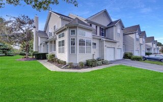 240 Kettles Ln #240, Medford, NY 11763