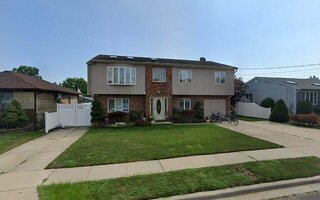 240 N Virginia Ave, Massapequa, NY 11758