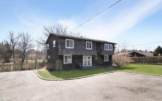 240 Sebonac Rd, Southampton, NY 11968
