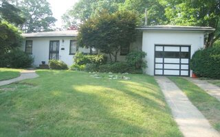 241 Commonwealth Ave, Massapequa, NY 11758