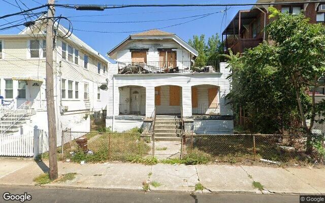242 Beach 13th St, Far Rockaway, NY 11691