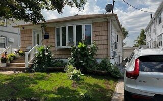 243-08 149th Ave, Rosedale, NY 11422