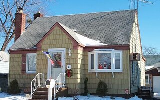 2445 Sycamore Ave, Wantagh, NY 11793