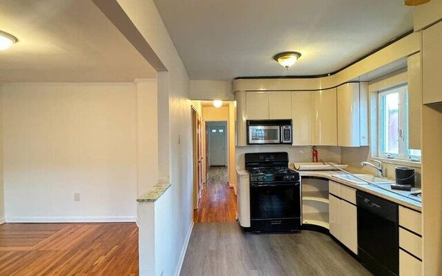 2466 W 3rd St, Brooklyn, NY 11223 (Kitchen)