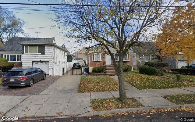 249-15 145th Ave, Rosedale, NY 11422