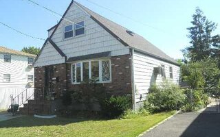 249-44 147th Rd, Rosedale, NY 11422