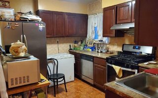25-15 47th St, Astoria, NY 11103