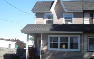 25 Kenneth Pl, Oceanside, NY 11572