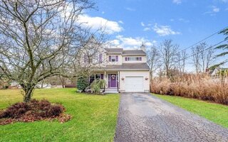 25 Polk Dr, Mastic Beach, NY 11951