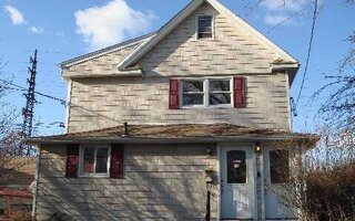 25 Randall Ave, Lynbrook, NY 11563