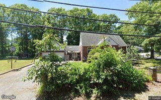 25 Revilo Ave, Shirley, NY 11967