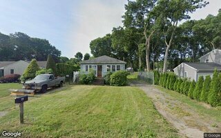 250 Springdale Dr, Ronkonkoma, NY 11779