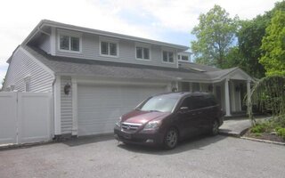 250 Willis Ave, Syosset, NY 11791