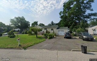 2502 Race Ave, Medford, NY 11763