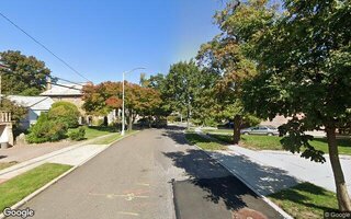 252-32 Leith Rd, Little Neck, NY 11362