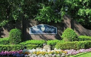 253 Birchwood Rd, Medford, NY 11763