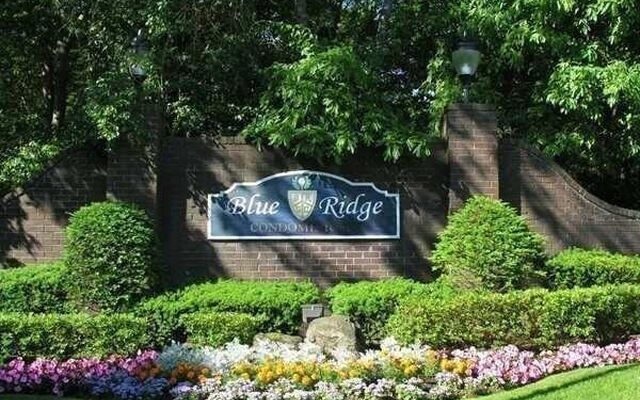 253 Birchwood Rd, Medford, NY 11763