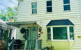 253 Gold St, Buffalo, NY 14206