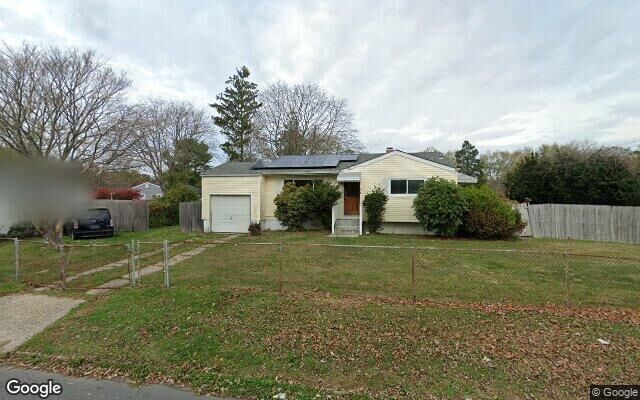 253 Hampton Ave, Patchogue, NY 11772