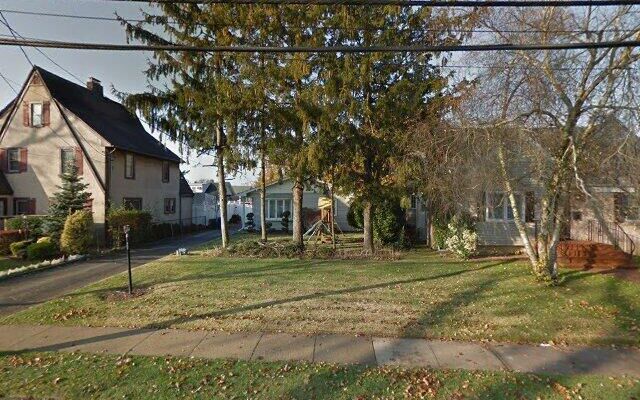 254 Park Ave, Freeport, NY 11520