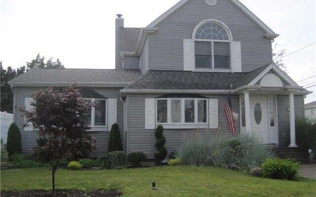 259 Biltmore Blvd, Massapequa, NY 11758