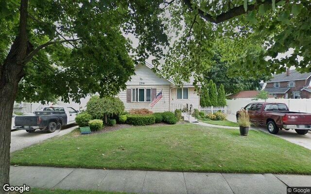 259 Forest Ave, Lynbrook, NY 11563