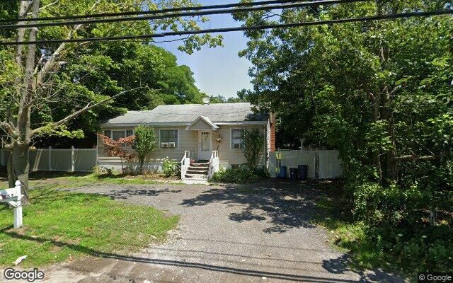 259 Madison St, Mastic Beach, NY 11951