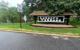 259 Newcastle Ct #E, Ridge, NY 11961