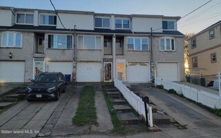 26 Mapleton Ave, Staten Island, NY 10306