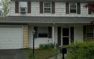 26 Willow St, Centereach, NY 11720