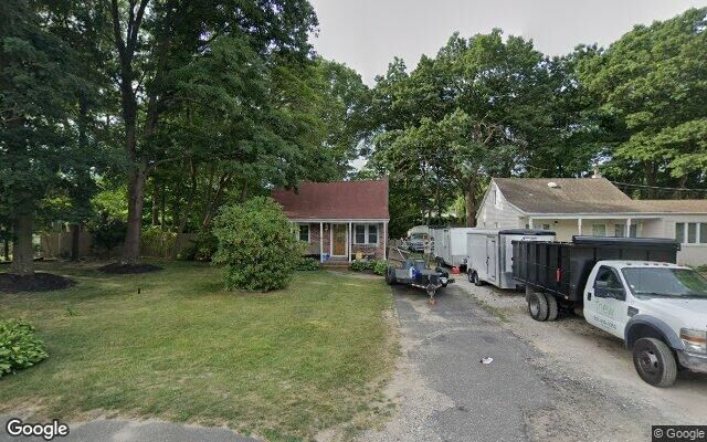 260 Springdale Dr, Ronkonkoma, NY 11779
