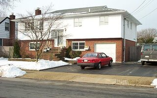 264 Forest Ave, Massapequa, NY 11758