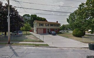 266 Riddle St, Brentwood, NY 11717