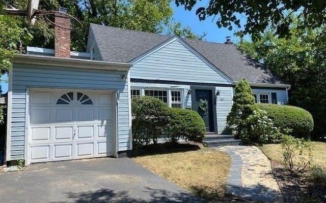 2671 Wilddale Rd, Baldwin, NY 11510 (House View)