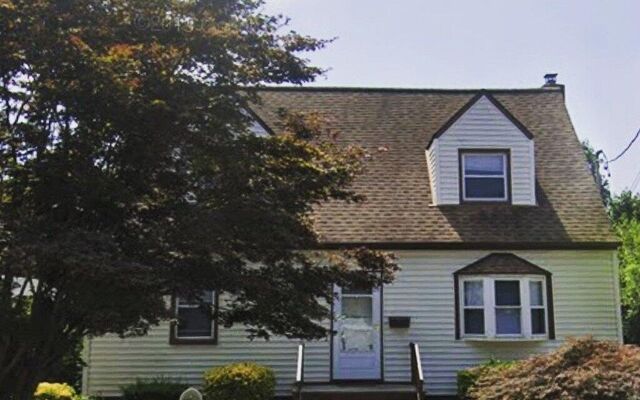 2674 Maple Ave, North Bellmore, NY 11710 (House View)
