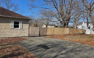 268 Beaver Dr, Mastic Beach, NY 11951