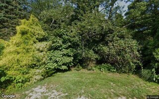 27 Atterbury Rd, Southampton, NY 11968