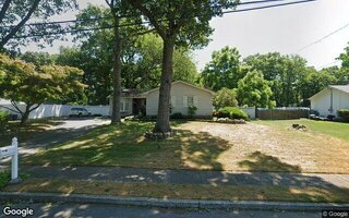 27 Clair Ave, Holbrook, NY 11741